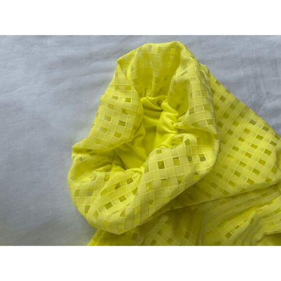 Junior Girl's Bright Yellow Summer Dress, Balloon Sleeves, Mini Dress, XS, NWT - Picture 4 of 8